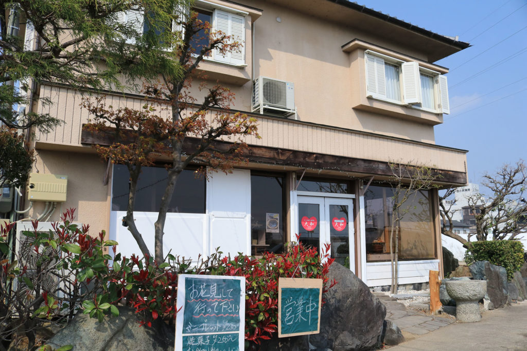 スイーツベーカリー大和の店舗