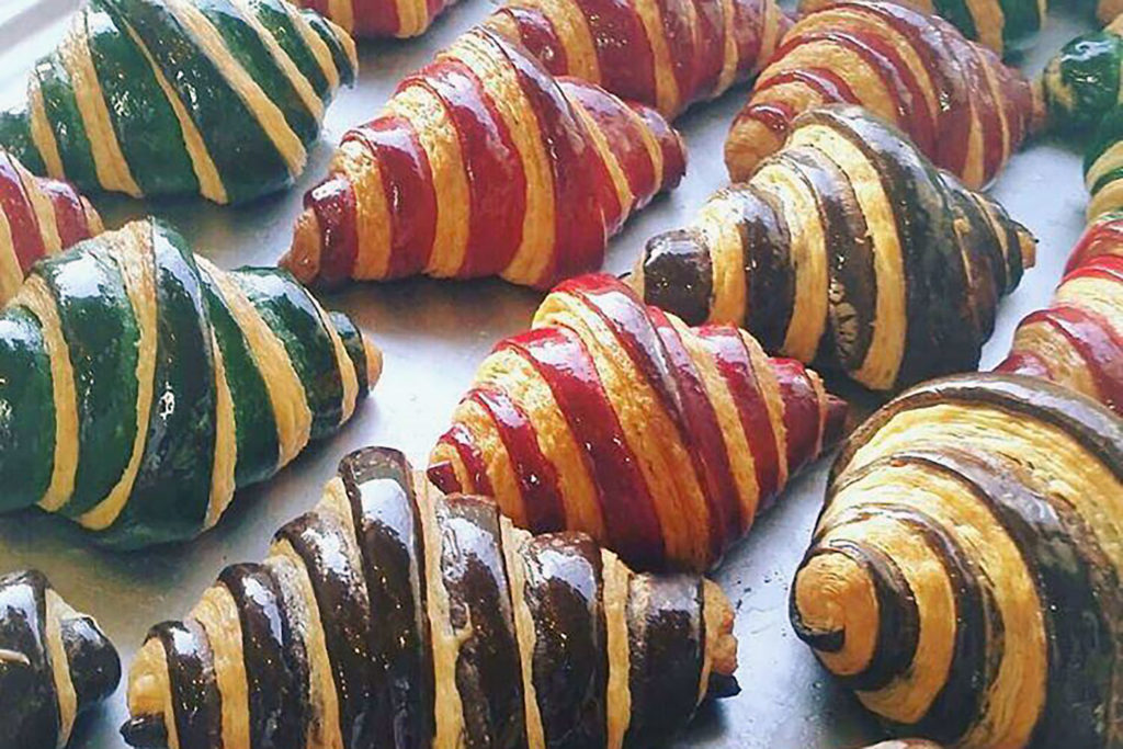 スイーツベーカリー大和生チョコクロワッサン
